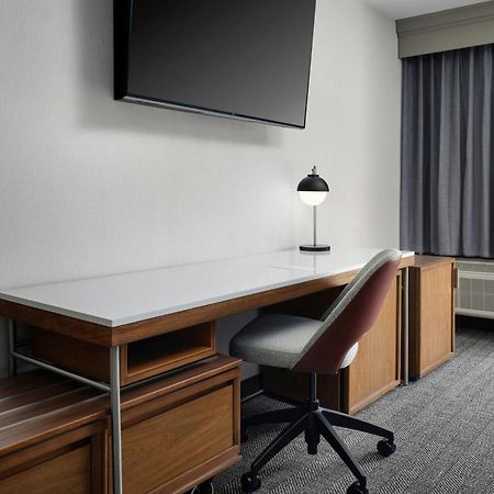 Courtyard By Marriott Stockton Ξενοδοχείο Εξωτερικό φωτογραφία