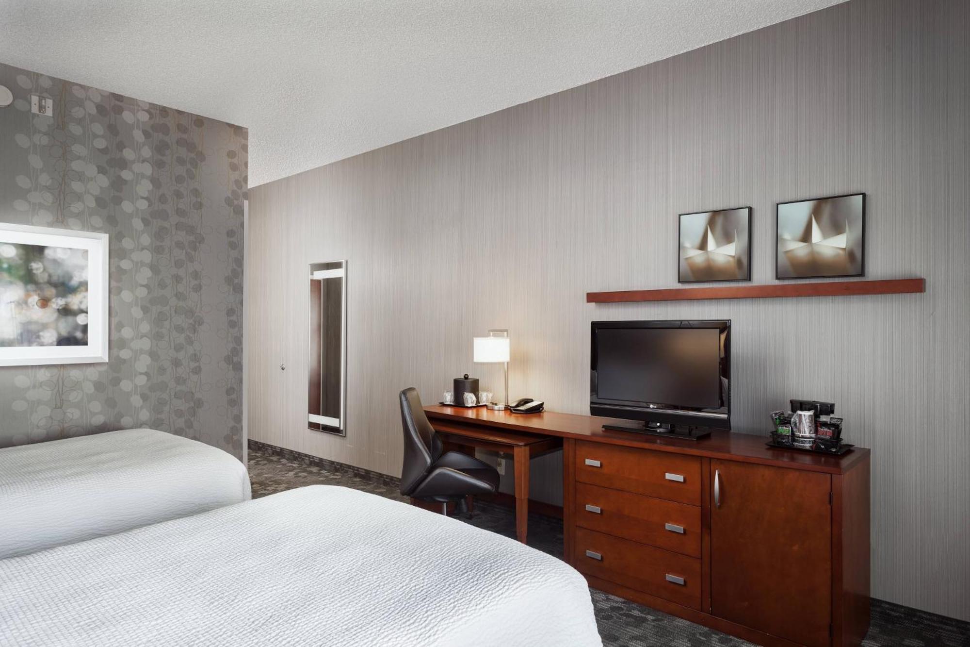 Courtyard By Marriott Stockton Ξενοδοχείο Εξωτερικό φωτογραφία