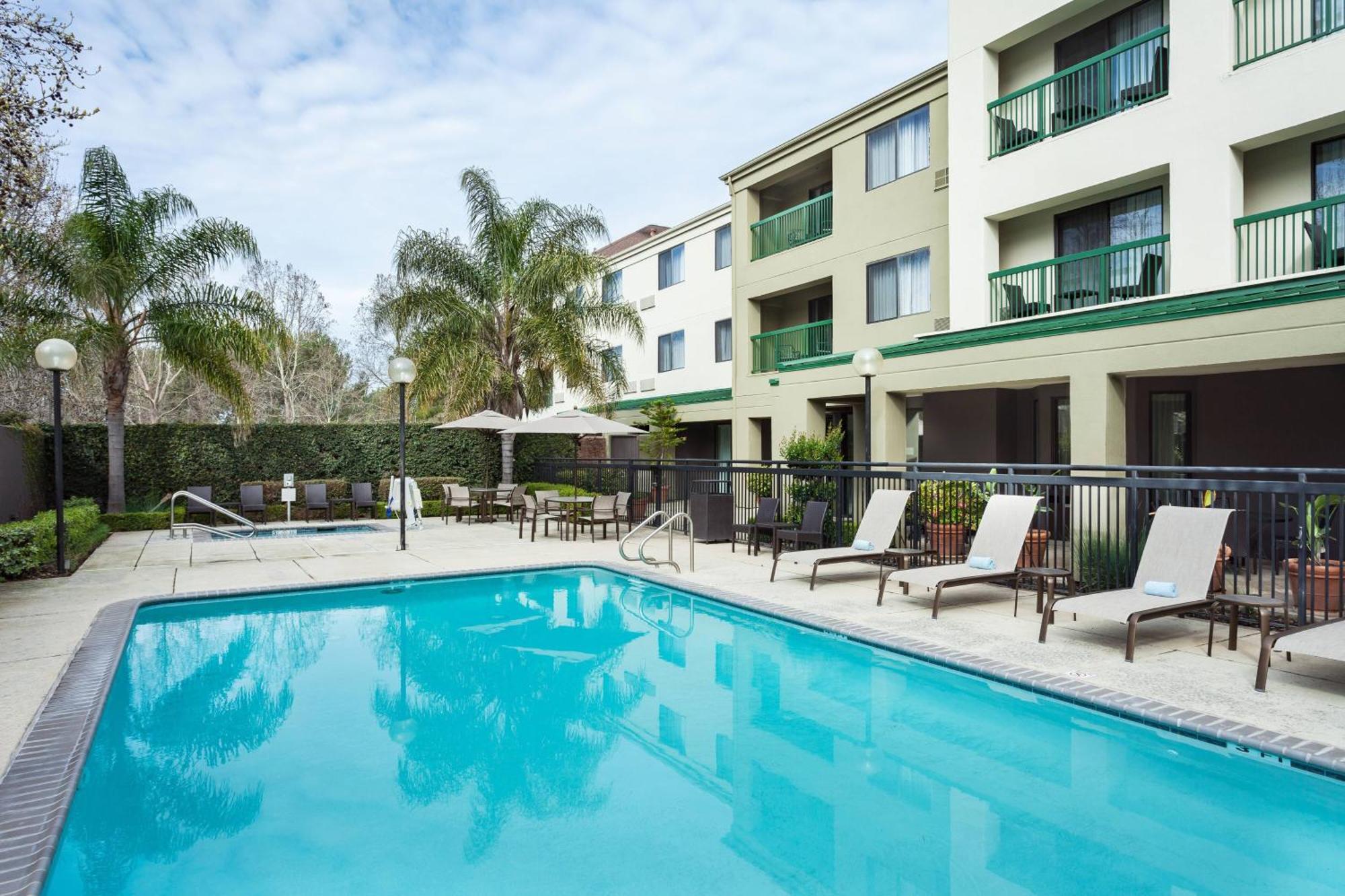 Courtyard By Marriott Stockton Ξενοδοχείο Εξωτερικό φωτογραφία