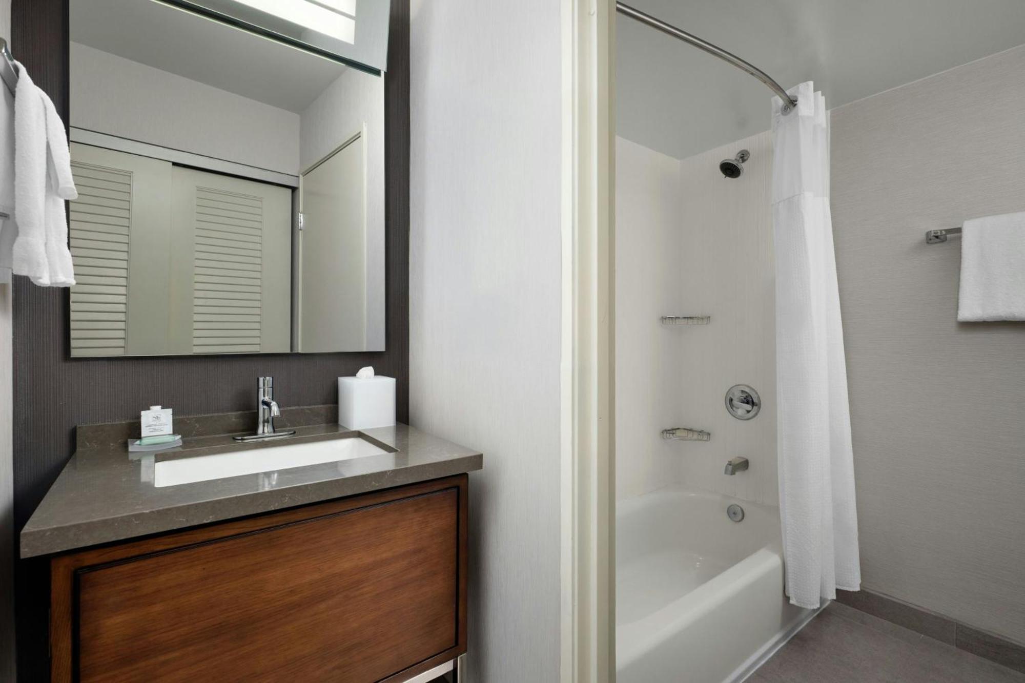 Courtyard By Marriott Stockton Ξενοδοχείο Εξωτερικό φωτογραφία
